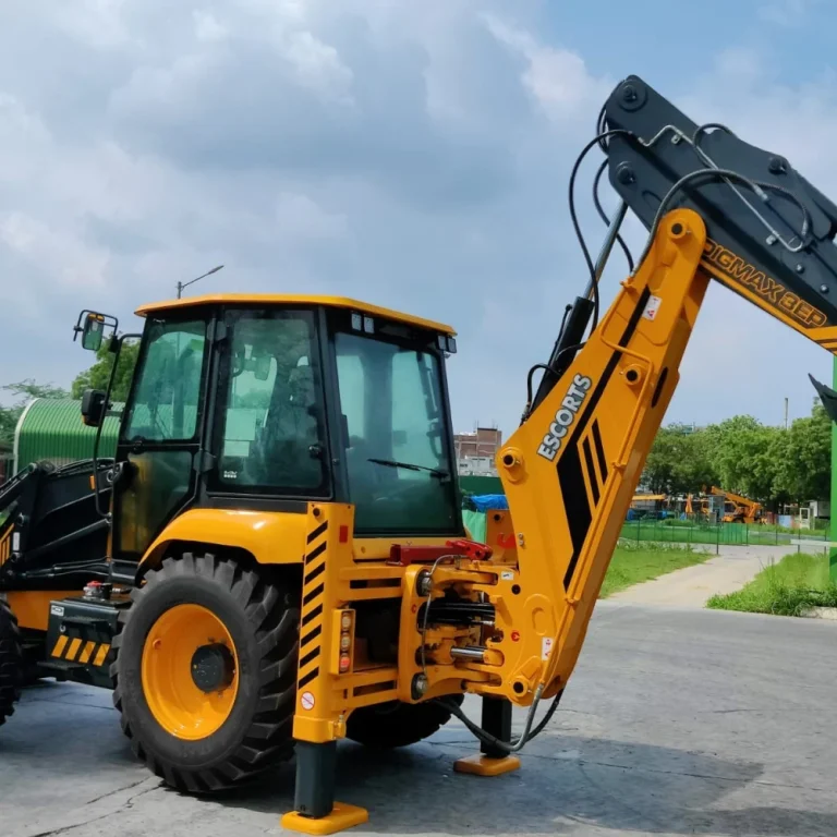 Retroexcavadora Escorts DIGMAX 3E-P (4)