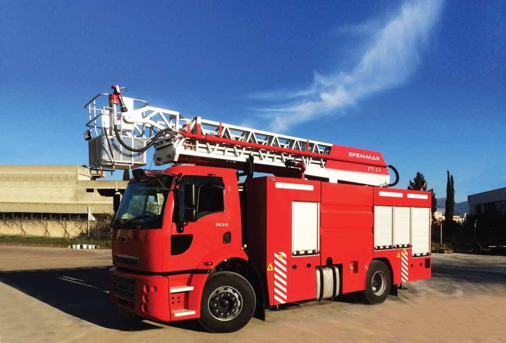 Camión de Bomberos con Escalera Aérea Efemmak - L18 / L24 / L28 / L32 - Vehiculos Especiales