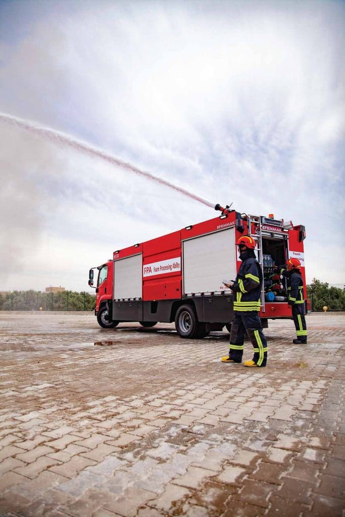 Camión de Bomberos Industrial Efemmak - Vehiculos Especiales